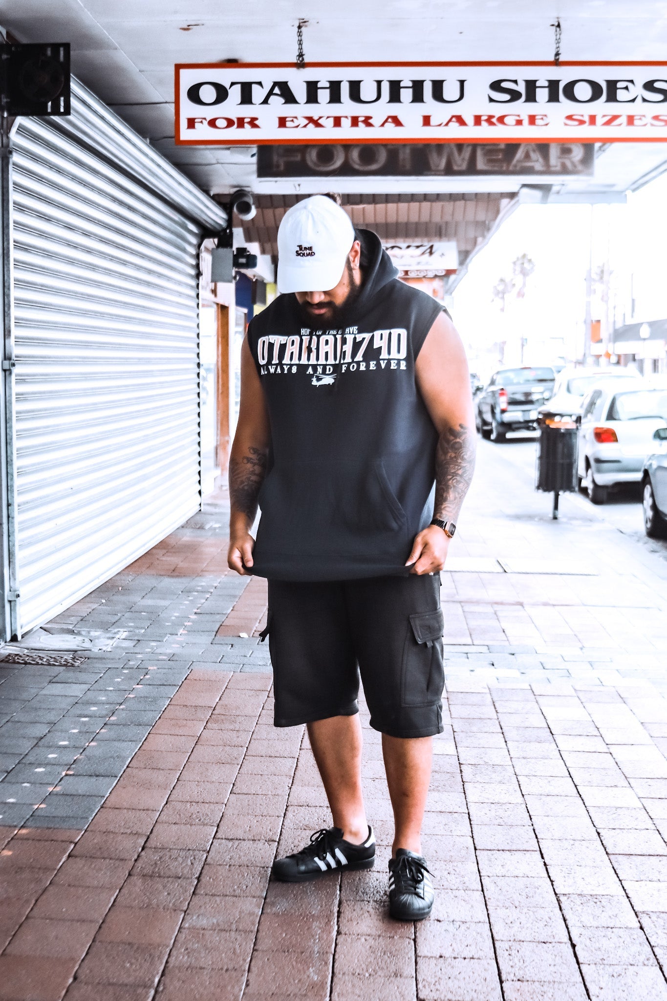 OTARA 274 SLEEVELESS HOODIE