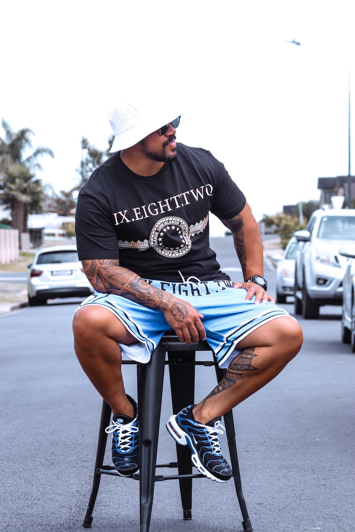 SIX EIGHT TWO SHORTS