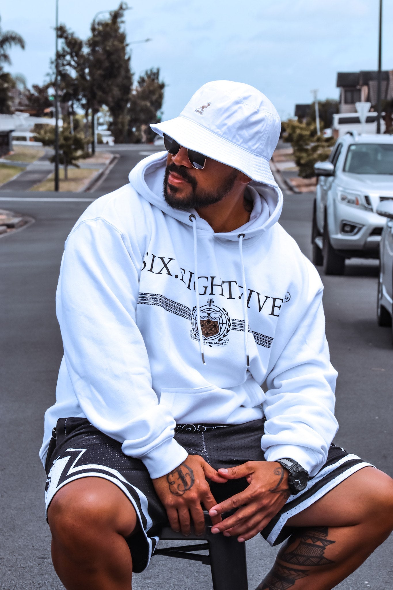 SIX EIGHT FIVE SHORTS