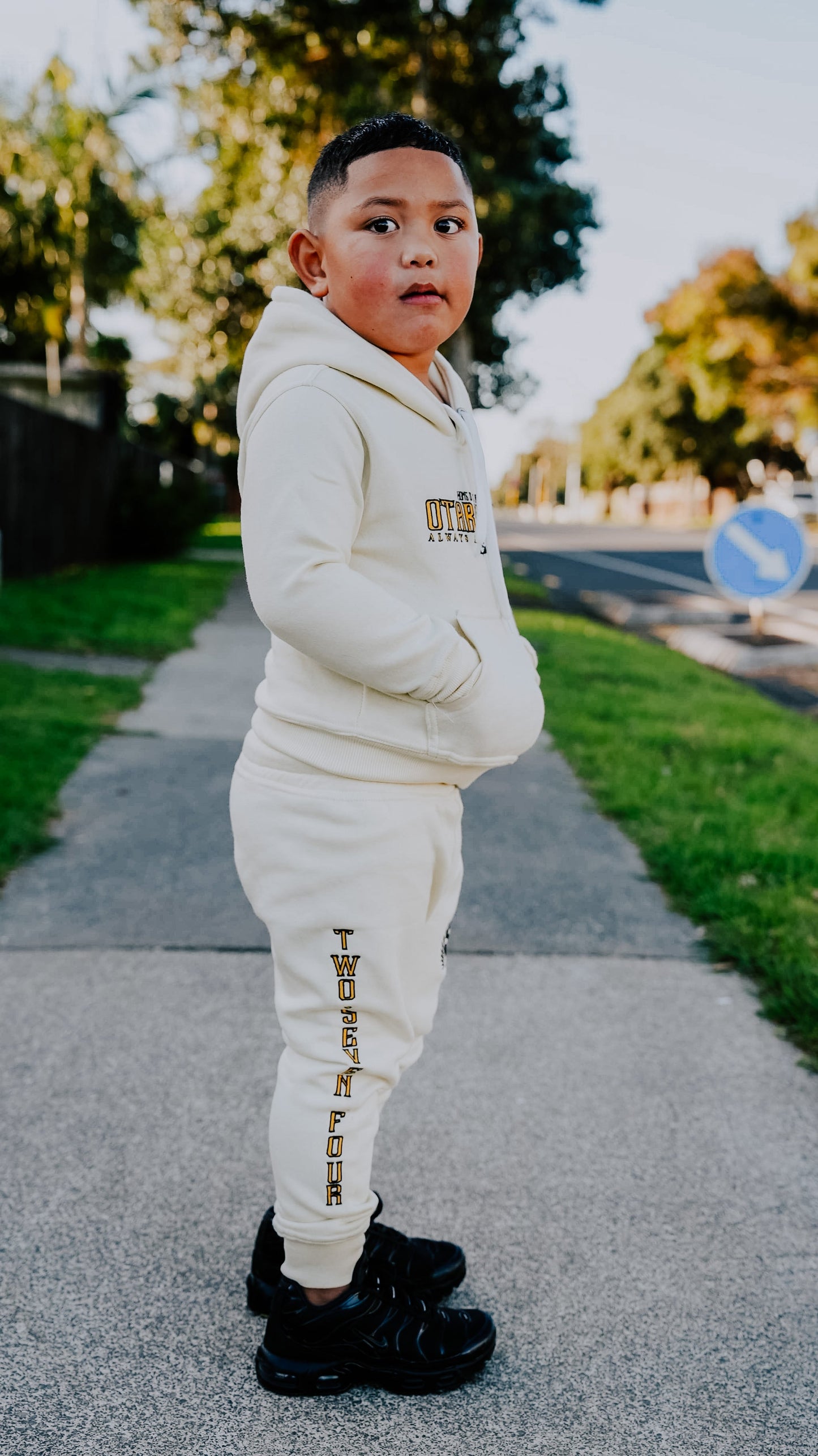 OTARA 274 KIDS TRACKSUIT