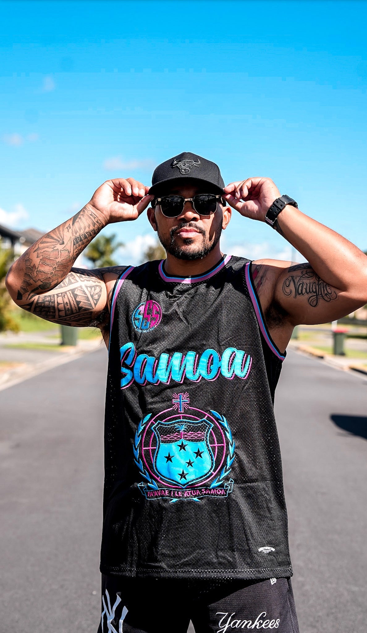 SIX.EIGHT.FIVE EMBROIDED SINGLET