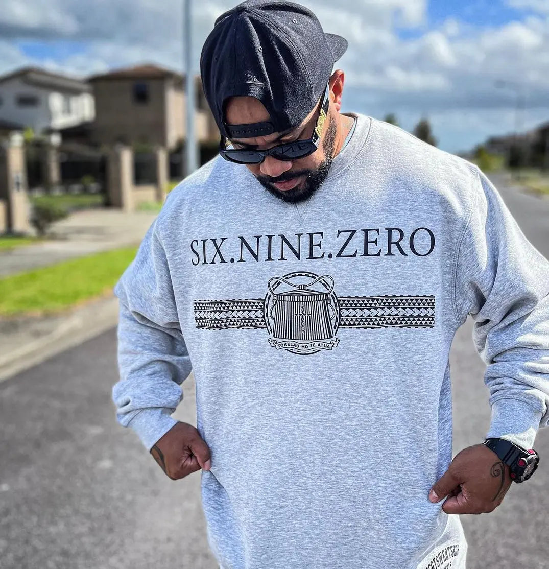 SIX.NINE.ZERO SWEATSHIRT STREET CULTURE CO