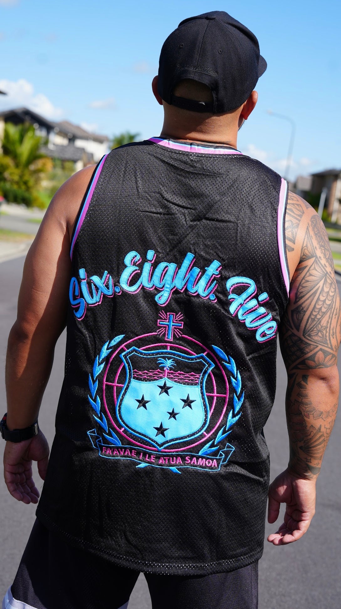 SIX.EIGHT.FIVE EMBROIDED SINGLET